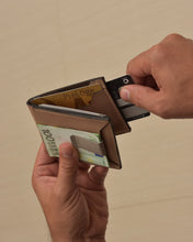 Load image into Gallery viewer, DANTE TARJETERO CON PRENSA BILLETE
